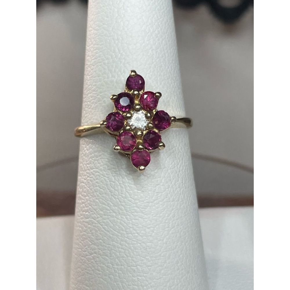 14k yellow gold Ruby Diamond cluster ring